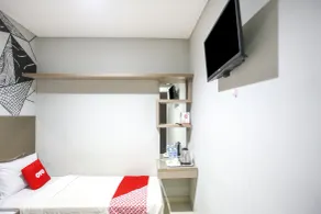 Super OYO Capital O 90056 Wisma Kebon Kacang 9 - Værelse