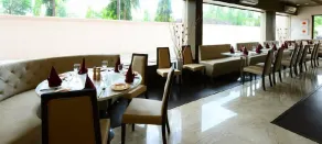 JC Castle - Restaurant