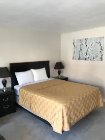 Akua Inn & Suites - Anaheim - Fullerton - Chambre
