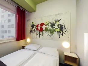 B&B HOTEL Berlin-Potsdamer Platz - Room