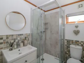 Three Views Lodge - Baño