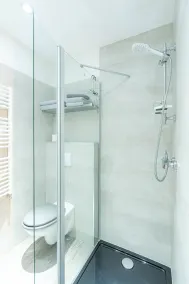 Messe-Hotelzimmer-Appartements - Bathroom