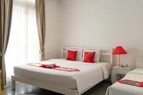 The Frangipani Royal Palace Hotel - Room