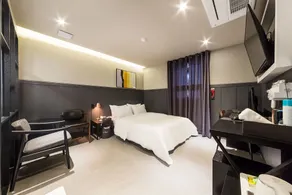 Plum Hotel - Chambre