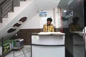 SPOT ON Hotel Doon Sabri - Reception