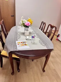 Only 7 km from YYC Sandstone Homestay - Restaurant