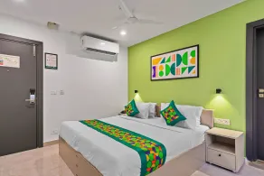 Treebo Hydotel Kompally - Zimmer