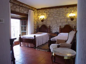 Hotel Tres Coronas de Silos - Room