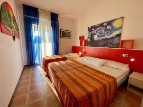 Apartment For 5 - Ac - Terrace - Swimming Pool - Rum