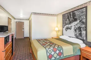 Super 8 by Wyndham Grants Pass - Chambre
