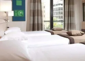 iQ Hotel Roma - Zimmer
