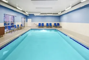 Holiday Inn Express & Suites Chicago North Shore - Niles by IHG - Pool