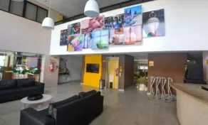 Expresso R1 - Reception