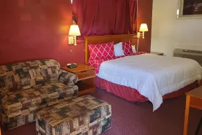 Coratel Inn & Suites by Jasper Hutchinson - Chambre