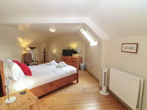 Douglas's Barn - Rom
