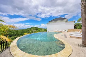 Kelingking Parama Resort - Pool