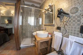Capomulini Boutique Hotel - Bathroom