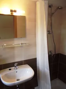 APPARTAMENTO ATTICO CON ARIA CONDIZIONATA E BALCONE - Bagno