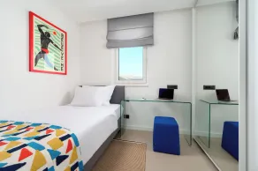 Urban Nook Design Apartments - Private Garage Parking - Chambre