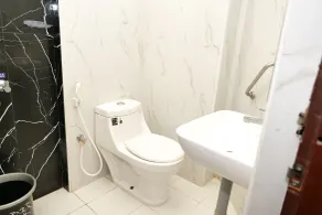 Sakthi Hotel - Bathroom