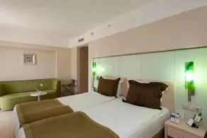 Ambassador Plaza Hotel - Room