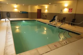 SureStay by Best Western Salem - Pool