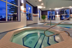 Holiday Inn Express Calgary South by IHG - Pool