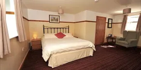 Chevin End Guest House - Room
