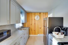 Cozy Southern Vermont Home w/ On-Site Trails - Interiør