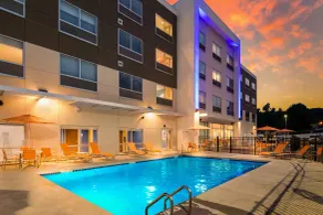 Holiday Inn Express & Suites - Asheboro by IHG - Piscine
