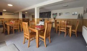 Adventure Lodge and Motels and Tongariro Crossing Track Transport - Restaurant