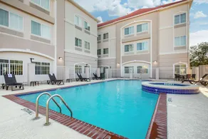 Comfort Inn & Suites Cedar Hill Duncanville - Piscine