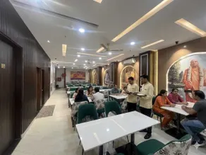 The Golden Taj Vrindavan - Restaurant