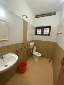 Tech City Hotel Trivandrum - Bagno