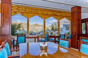 Legacy Hotel Alchi - Restaurant