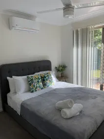 Esk Mountain View Lodge - Room