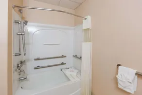 Days Inn by Wyndham Budd Lake - Salle de bain