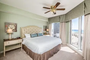 Beach Front Destination 3 Bedroom Holiday Home by Five Star Properties - Chambre
