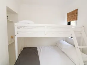 West Island - Room