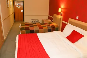 Millfields Hotel - Habitación