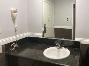 Motel 6 Glendale CA Pasadena Burbank Los Angeles - Salle de bain