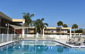 Super 8 by Wyndham Ocala I-75 - Basseng