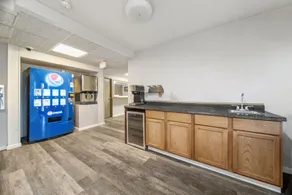 Executive Inn - Lobby