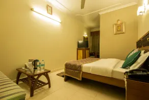 The C Park Inn Karol Bagh Homely Atmosphere - Zimmer