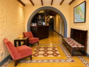 Hotel 1915 INN & SUITES - Entréinterör
