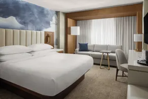 Houston Marriott Uptown by the Galleria - Room