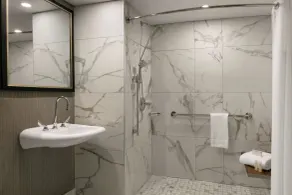 Embassy Suites by Hilton Montreal Airport - Chambre