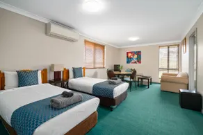 Garden City Motor Inn - Room