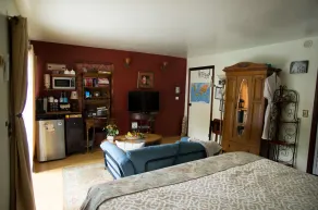 Life is Good Bed and Breakfast - Room