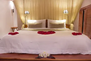 DISINI Luxury Spa Villas-CHSE Certified - Room